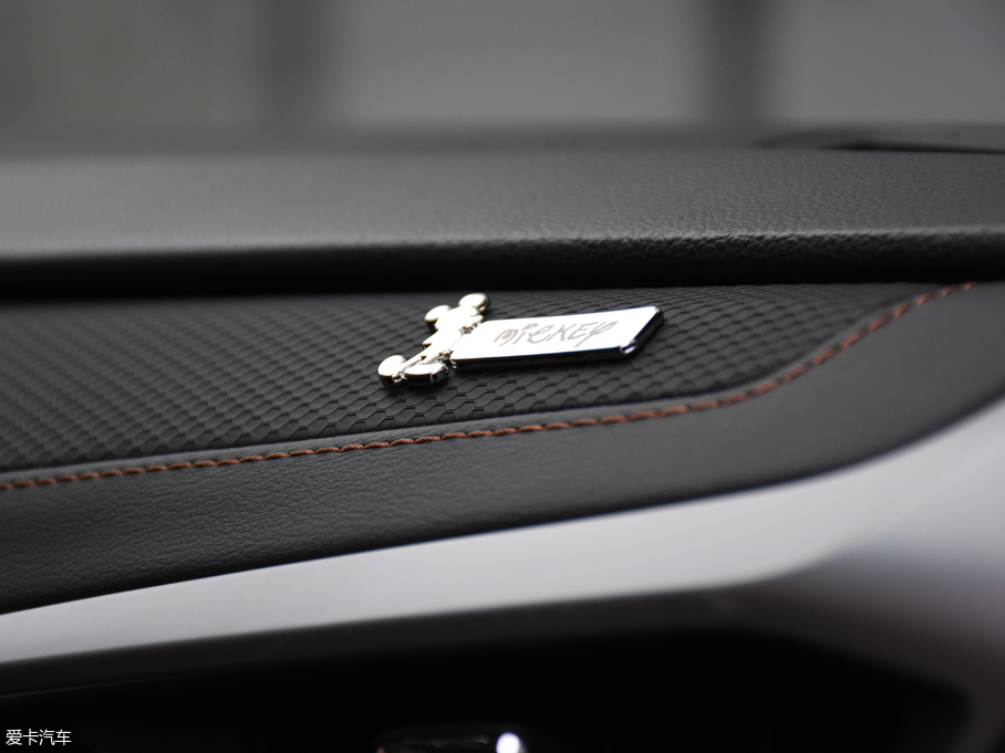 2018�����m�� 530T ���涨�ư� 5+2�� ��V