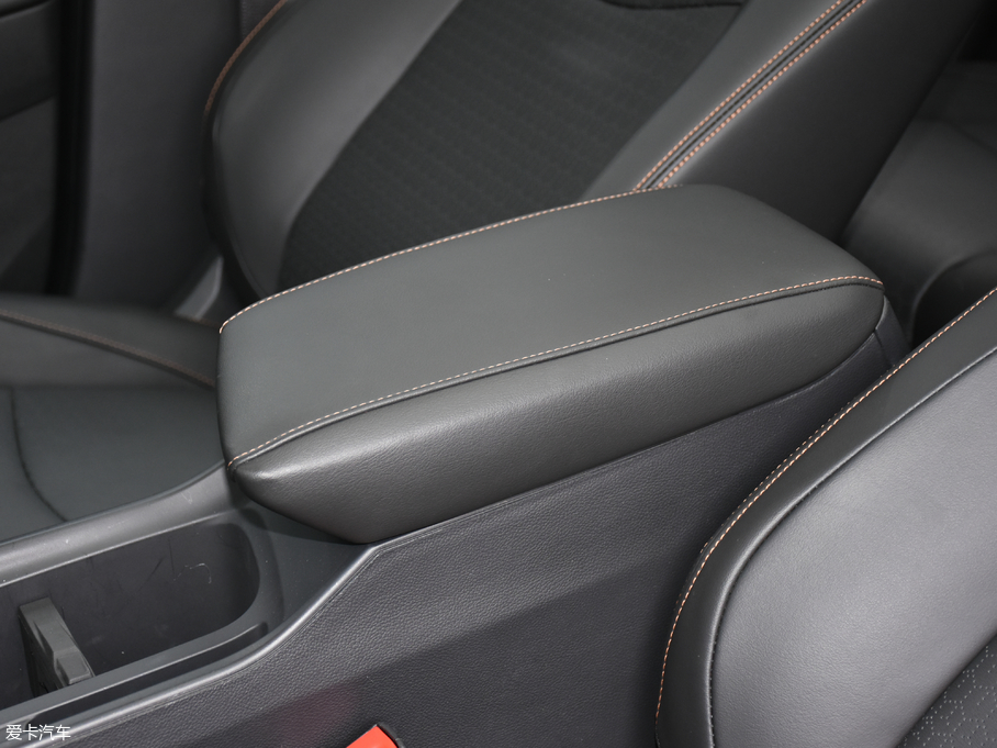 2018�����m�� 530T ���涨�ư� 5+2�� ��V