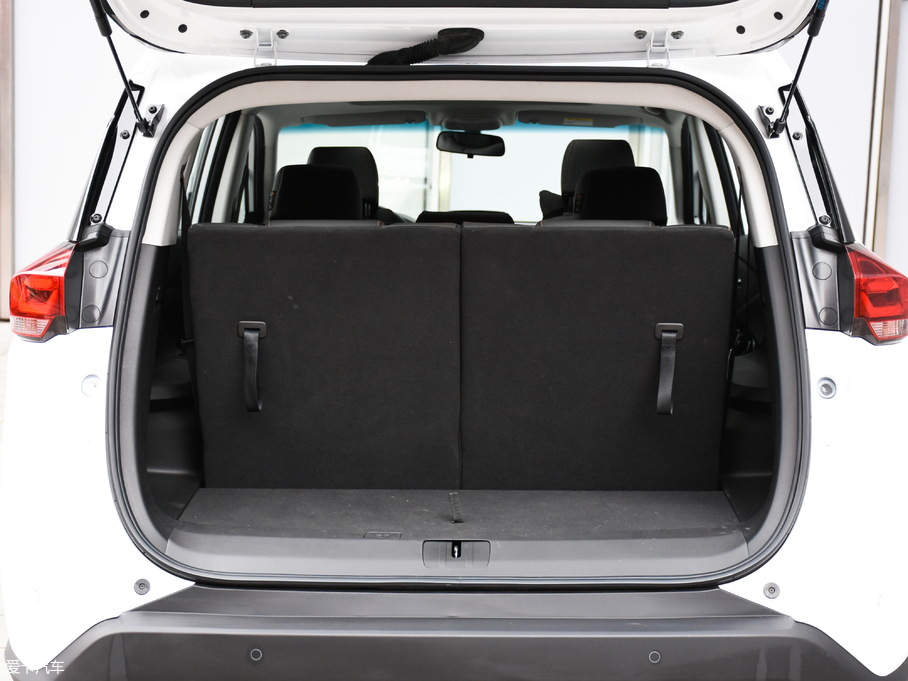 2018�����m�� 530T ���涨�ư� 5+2�� ��V