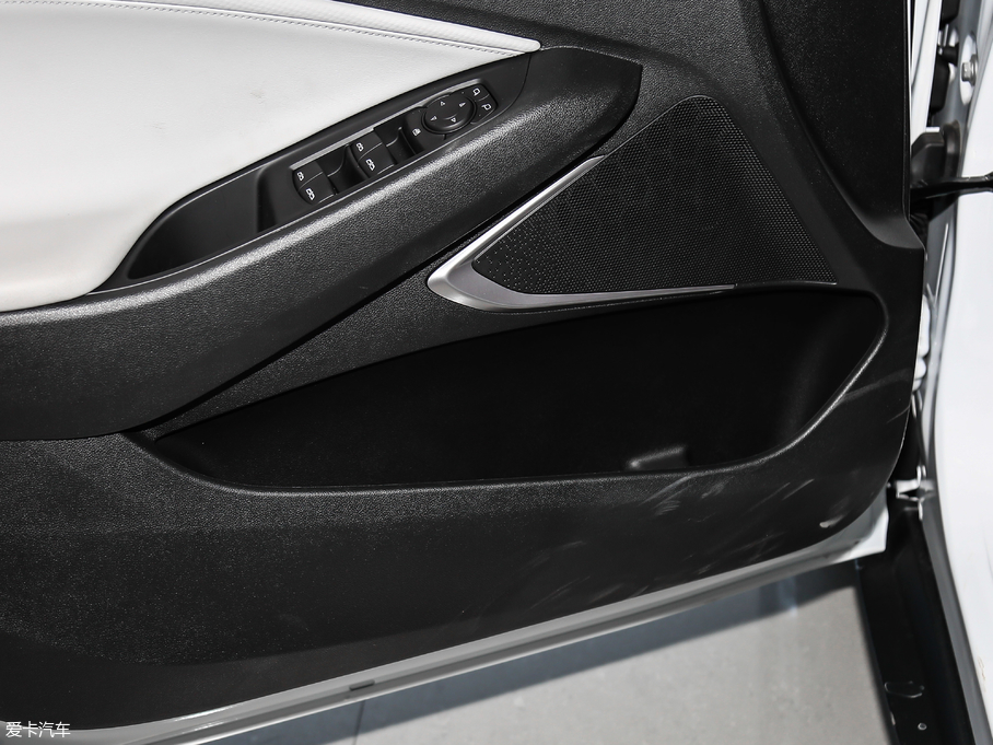 2018�����m�� 530T �Ԅ�(d��ng)������ 5+2�� ��V