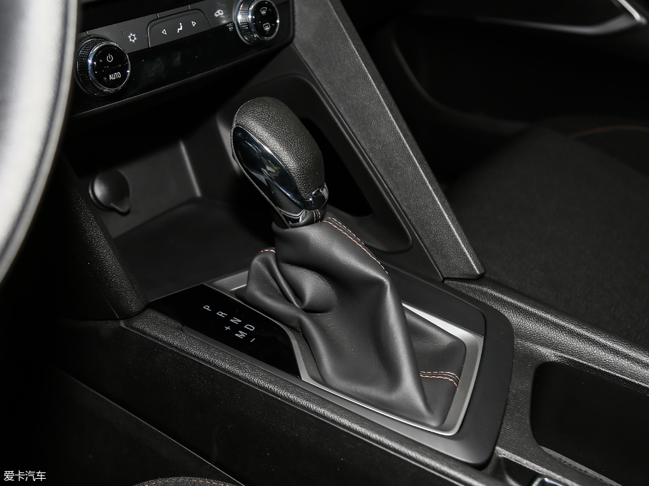 2018�����m�� 530T �Ԅӄ����� 5+2�� ��V