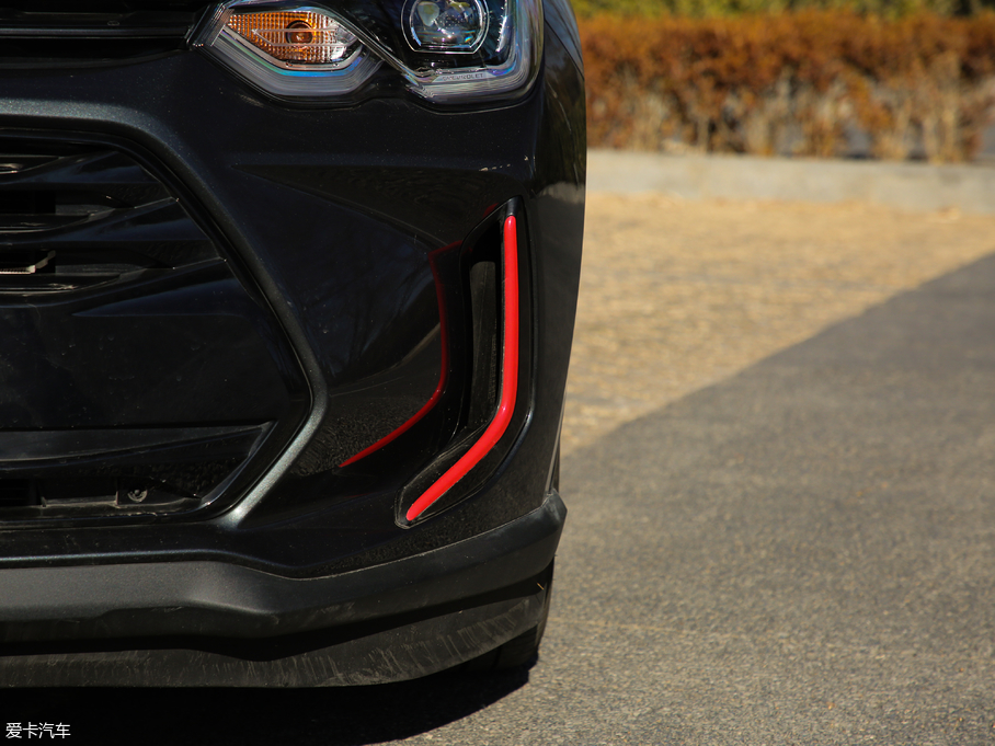 2018�����m�� Redline 530T �Ԅ�ҫ���� 5+2�� ��V