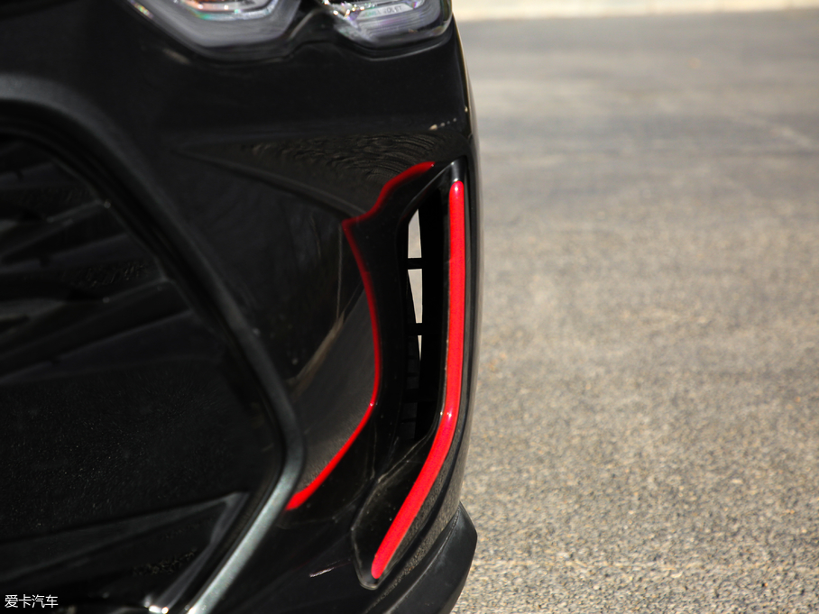 2018�����m�� Redline 530T �Ԅ�ҫ���� 5+2�� ��V