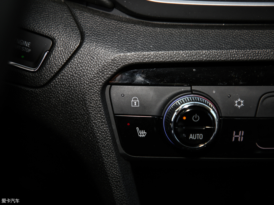 2018�����m�� Redline 530T �Ԅ�ҫ���� 5+2�� ��V