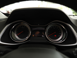 2018��Redline 530T �Ԅ�ҫ���� 5+2�� ��V �x��