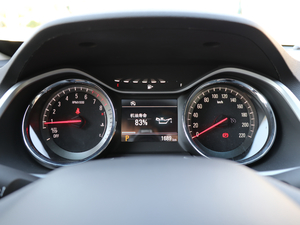 2018��Redline 530T �Ԅ�ҫ���� 5+2�� ��V �п؅^