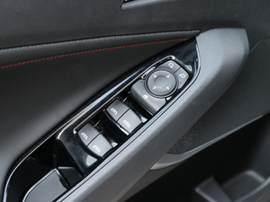 2018��Redline 530T �Ԅ�ҫ���� 5+2�� ��V �п؅^