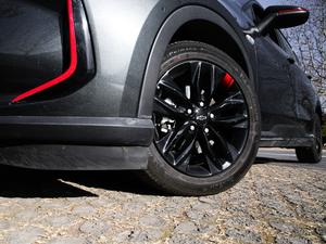 2018��Redline 530T �Ԅ�ҫ���� 5+2�� ��V �������^