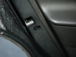 2018��Redline 530T �Ԅ�ҫ���� 5+2�� ��V ���g����