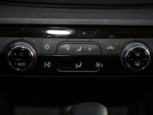 2018��Redline 530T �Ԅ�(d��ng)ҫ���� 5+2�� ��(gu��)V �п؅^(q��)