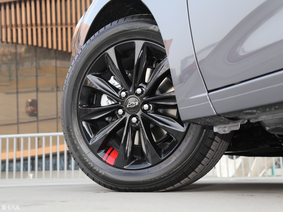 2019 Redline 320T pxˬ VI