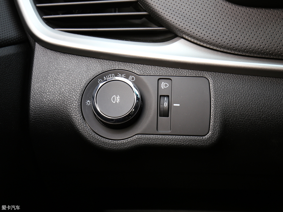 2019 Redline 320T pxˬ VI