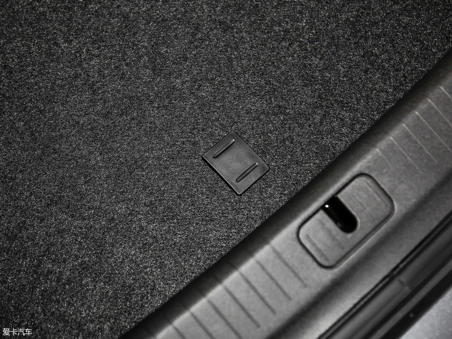 2019 RS 330T Ԅӕ VI