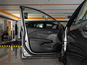 2019RS 330T Ԅӕ VI {λ܇T