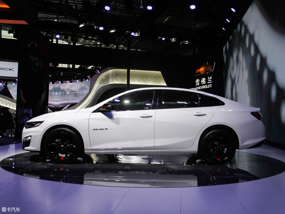 2019���~�J��XL Redline 550T �J�ǰ� ��(gu��)VI