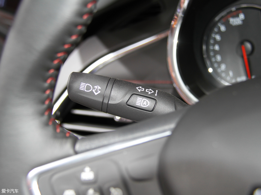 2019���~�J��XL Redline 550T �J�ǰ� ��VI