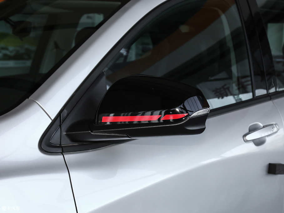 2019̽ Redline 550T Ԅ(q)ؽRS V