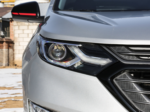 2019Redline 550T ԄؽRS VI ^