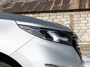 2019Redline 550T ԄؽRS VI ^