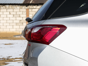 2019Redline 550T ԄؽRS VI ^