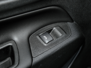 2019Redline 550T Ԅ򌺴RS VI g