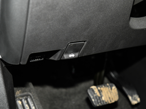 2019Redline 550T Ԅ򌺴RS VI g