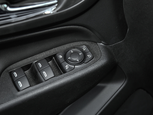 2019Redline 550T Ԅ򌺴RS VI п؅^