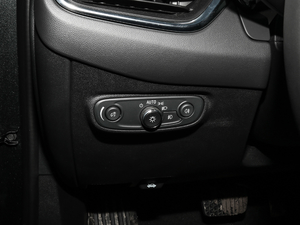 2019Redline 550T Ԅ򌺴RS VI п؅^