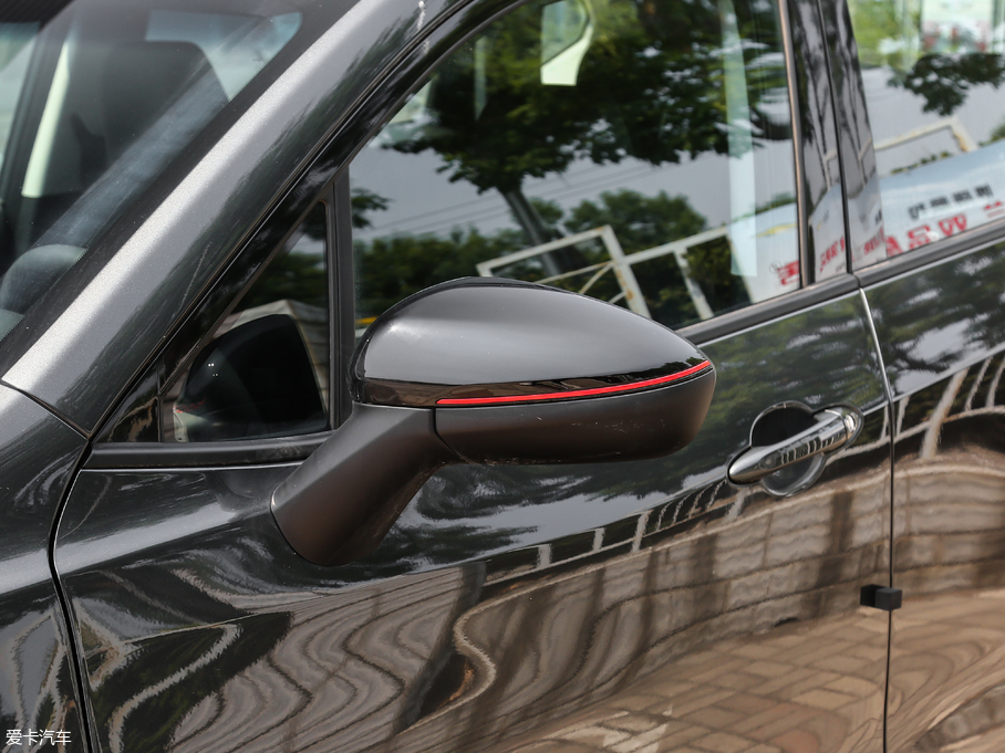 2019�����m�� Redline 530T �Ԅӿv���� 5���� ��V