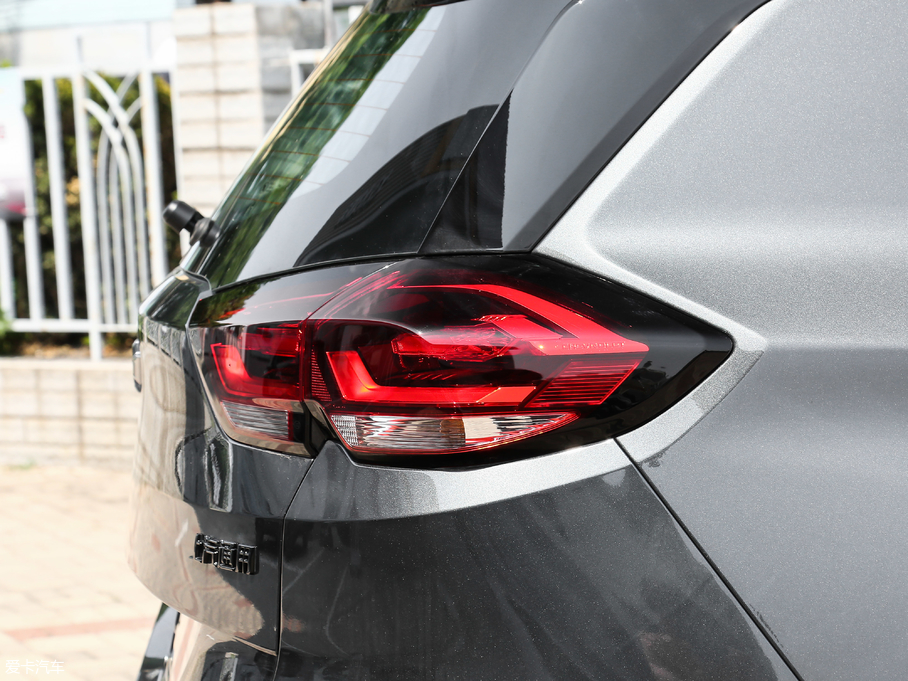 2019�����m�� Redline 530T �Ԅ�(d��ng)�v���� 5���� ��(gu��)V