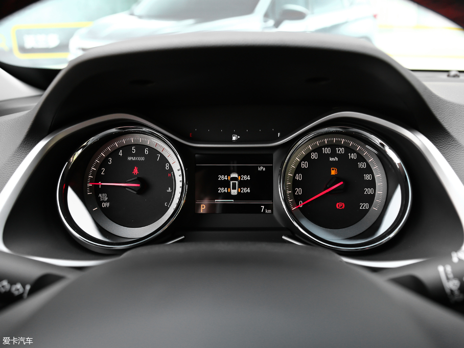 2019�����m�� Redline 530T �Ԅӿv���� 5���� ��V