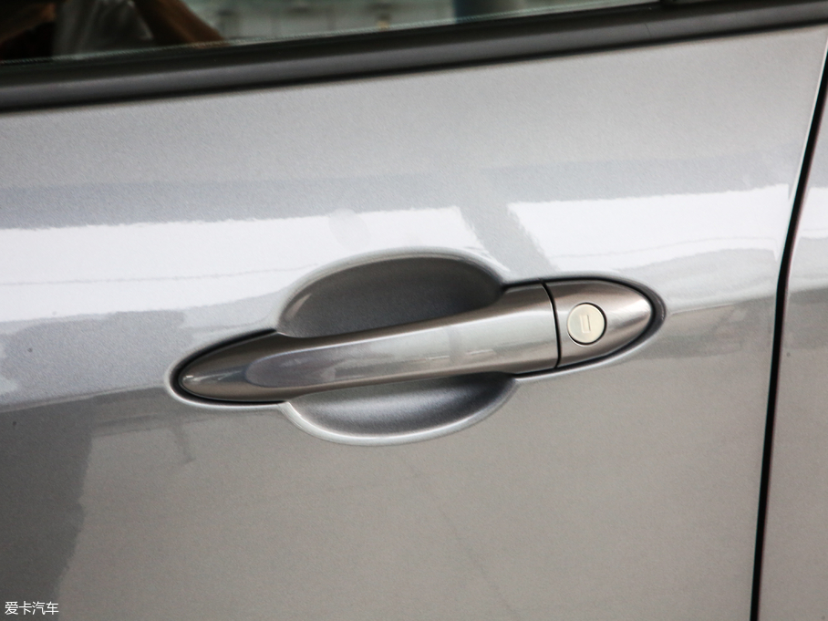 2019�����m�� Redline 530T �Ԅӿv���� 5���� ��V