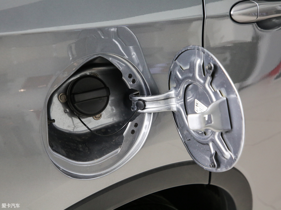 2019�����m�� Redline 530T �Ԅӿv���� 5���� ��V