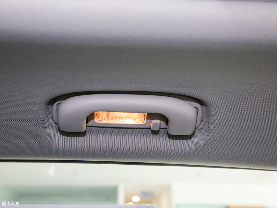 2019�����m�� Redline 530T �Ԅӿv���� 5���� ��V