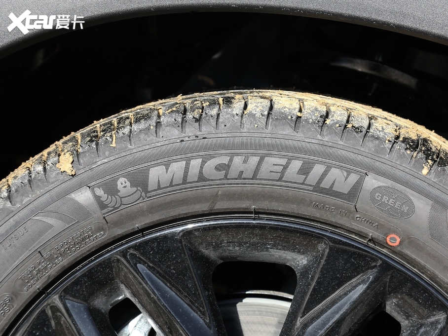 2019�����m�� Redline 530T �Ԅӿv���� 5+2�� ��VI