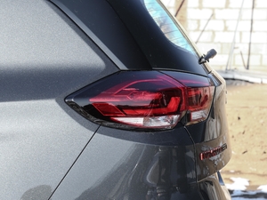 2019��Redline 530T �Ԅӿv���� 5+2�� ��VI �������^