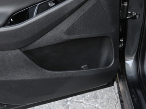 2019��Redline 530T �Ԅӿv���� 5+2�� ��VI ���g����