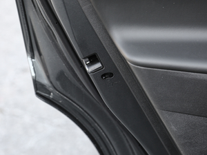 2019��Redline 530T �Ԅӿv���� 5+2�� ��VI ���g����