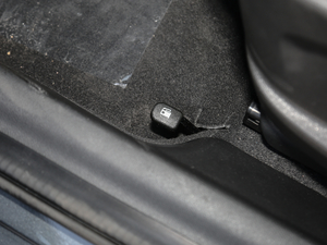 2019��Redline 530T �Ԅӿv���� 5+2�� ��VI ���g����