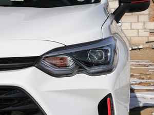 2019款Redline 530T 自动耀享版 5+2款 国VI 大灯