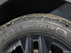 2019款Redline 530T 自动耀享版 5+2款 国VI 轮胎品牌
