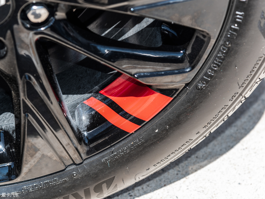 2019 Redline 325T ԄȤ VI