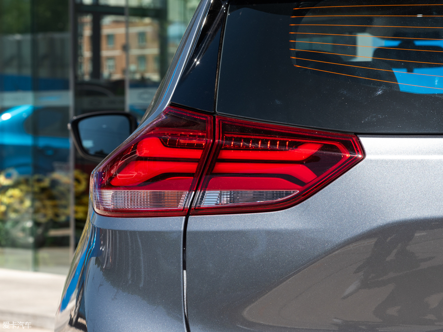 2019 Redline 325T ԄȤ VI