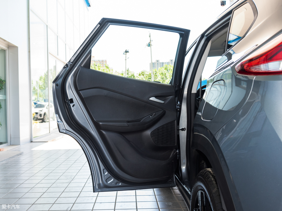 2019 Redline 325T ԄȤ VI