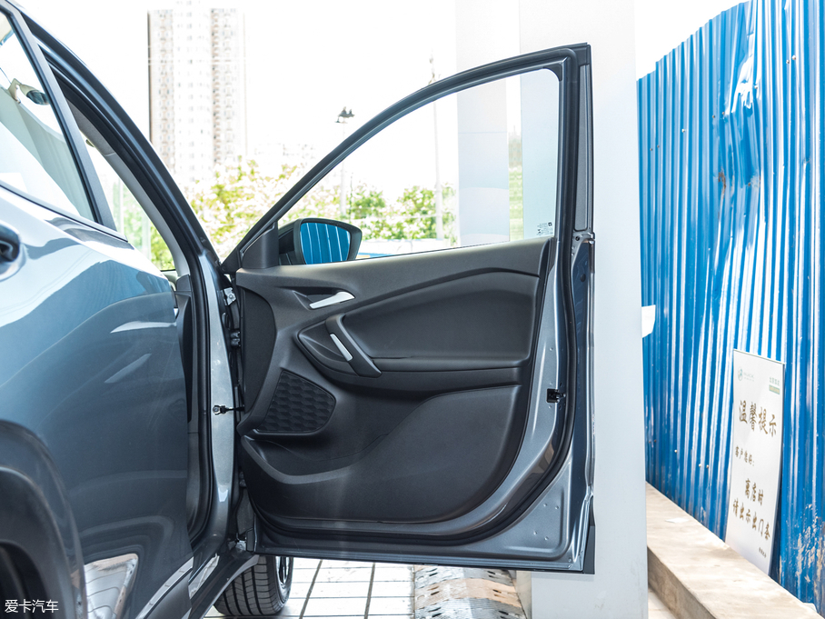 2019 Redline 325T ԄȤ VI