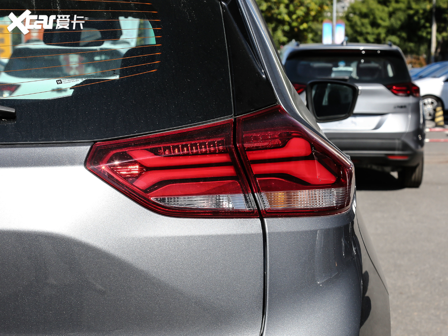 2019(chung) Redline 335T CVTO (gu)VI