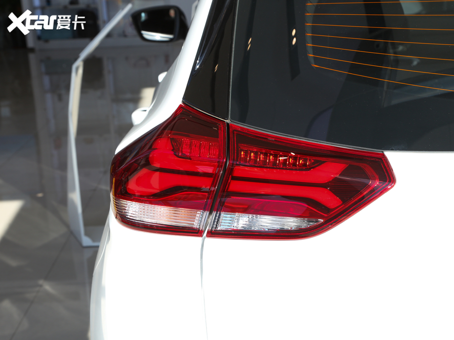 2019 Redline 335T CVT VI