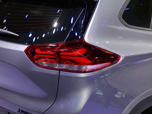 2019Redline 335T CVT VI (ji)^