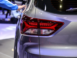 2019435T Redline CVTYJ VI ^