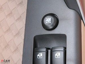 2009款1.4SE 手动 中控区